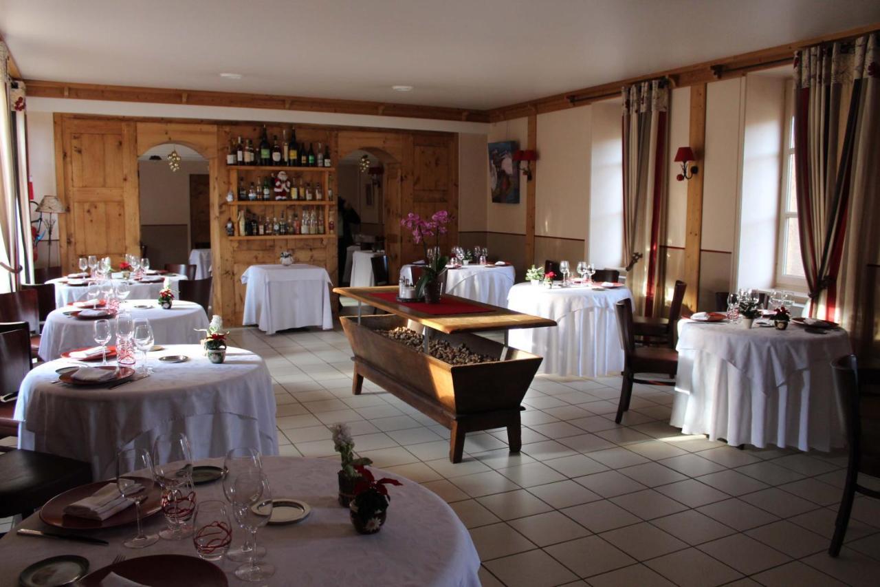 Logis Hotel Le Tilia Joux Exterior foto