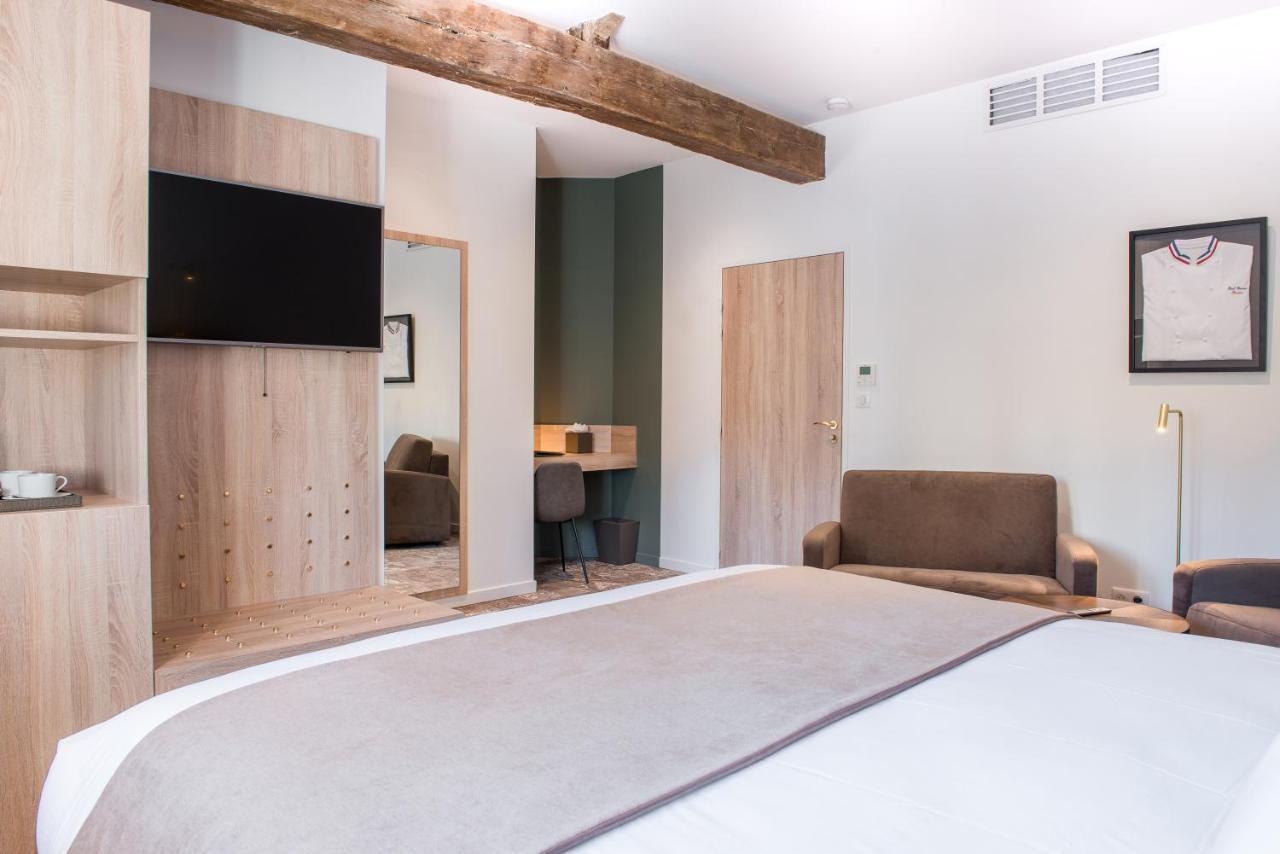 Logis Hotel Le Tilia Joux Exterior foto